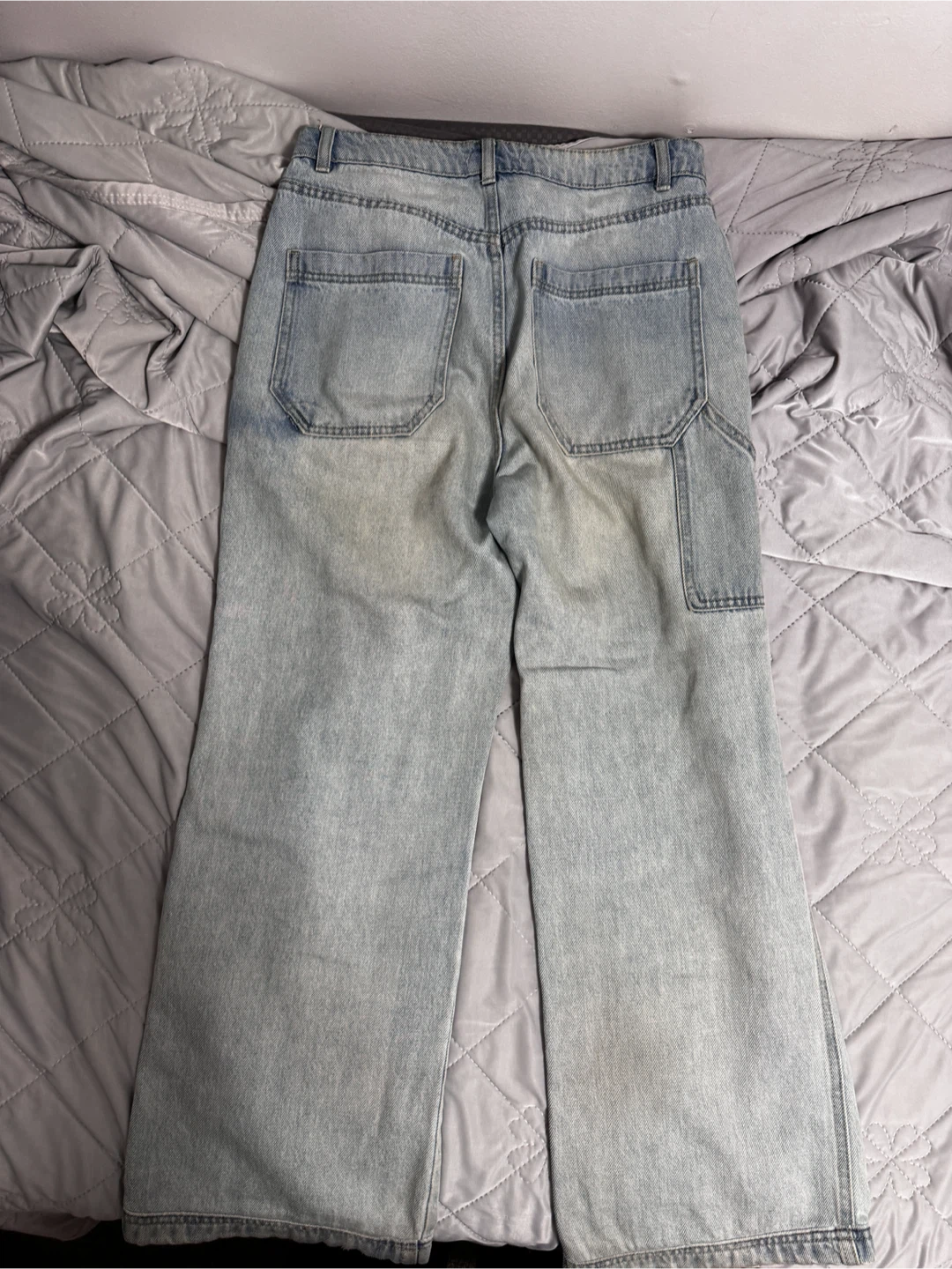 Light wash wide-leg denim jeans - photo 2