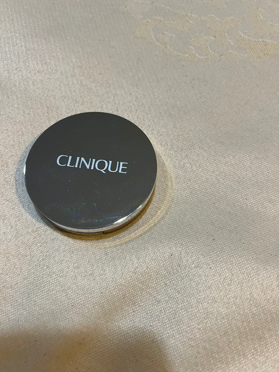 🏈 Clinique Stay-Matte Universal Blotting Powder - photo 2