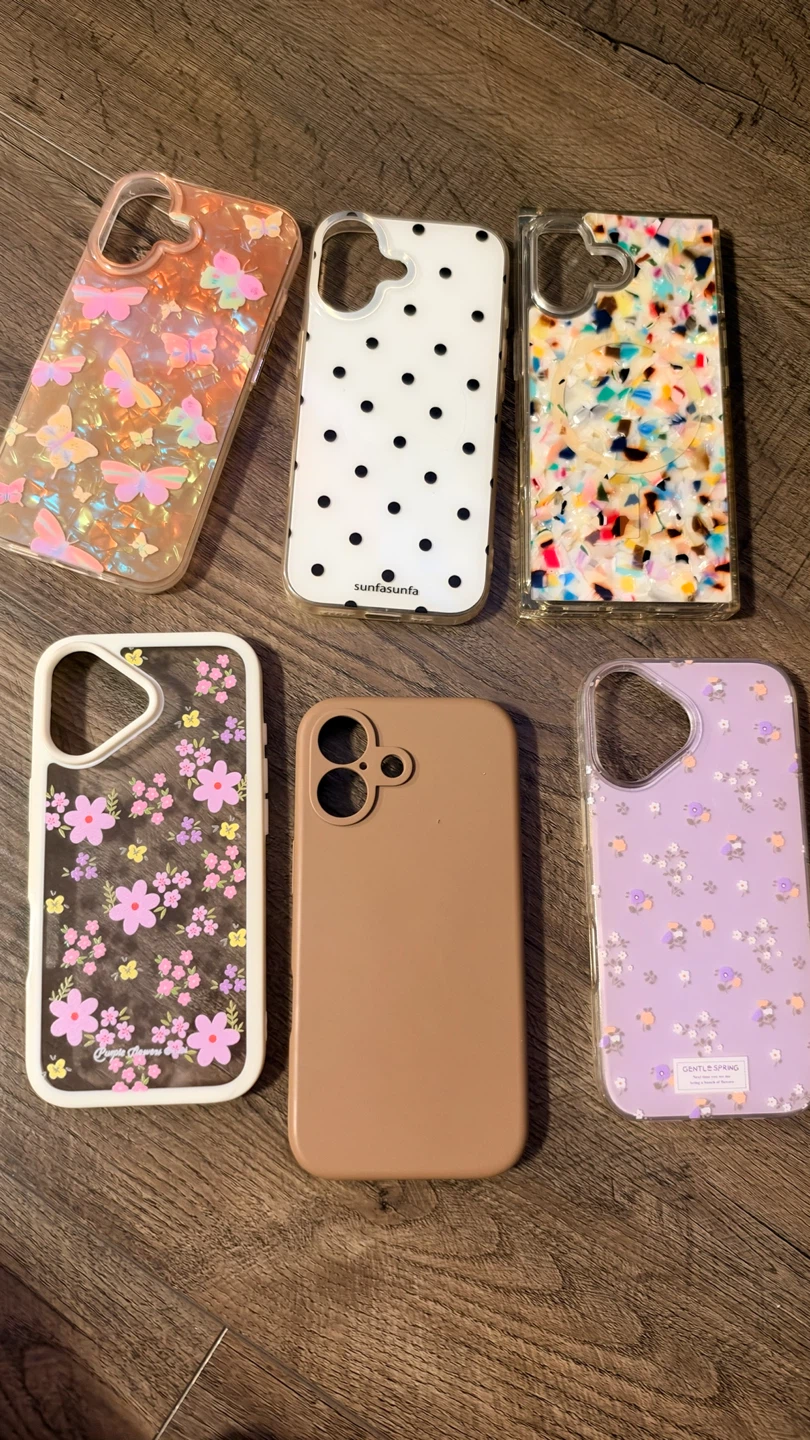 Set of 6 assorted Iphone 17 cases
