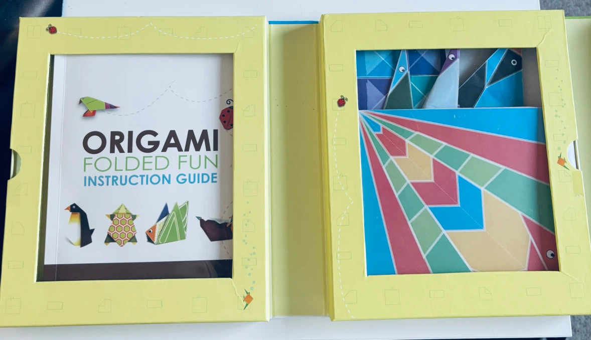 Folded Fun Beginner's Origami Set - photo 2