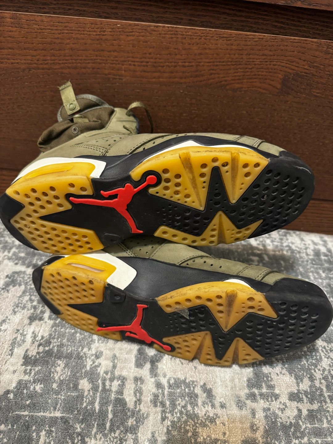 Travis Scott x Nike Air Jordan 6 Olive Sneakers - photo 5