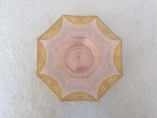 Antique Gold Embossed Plate - photo 2