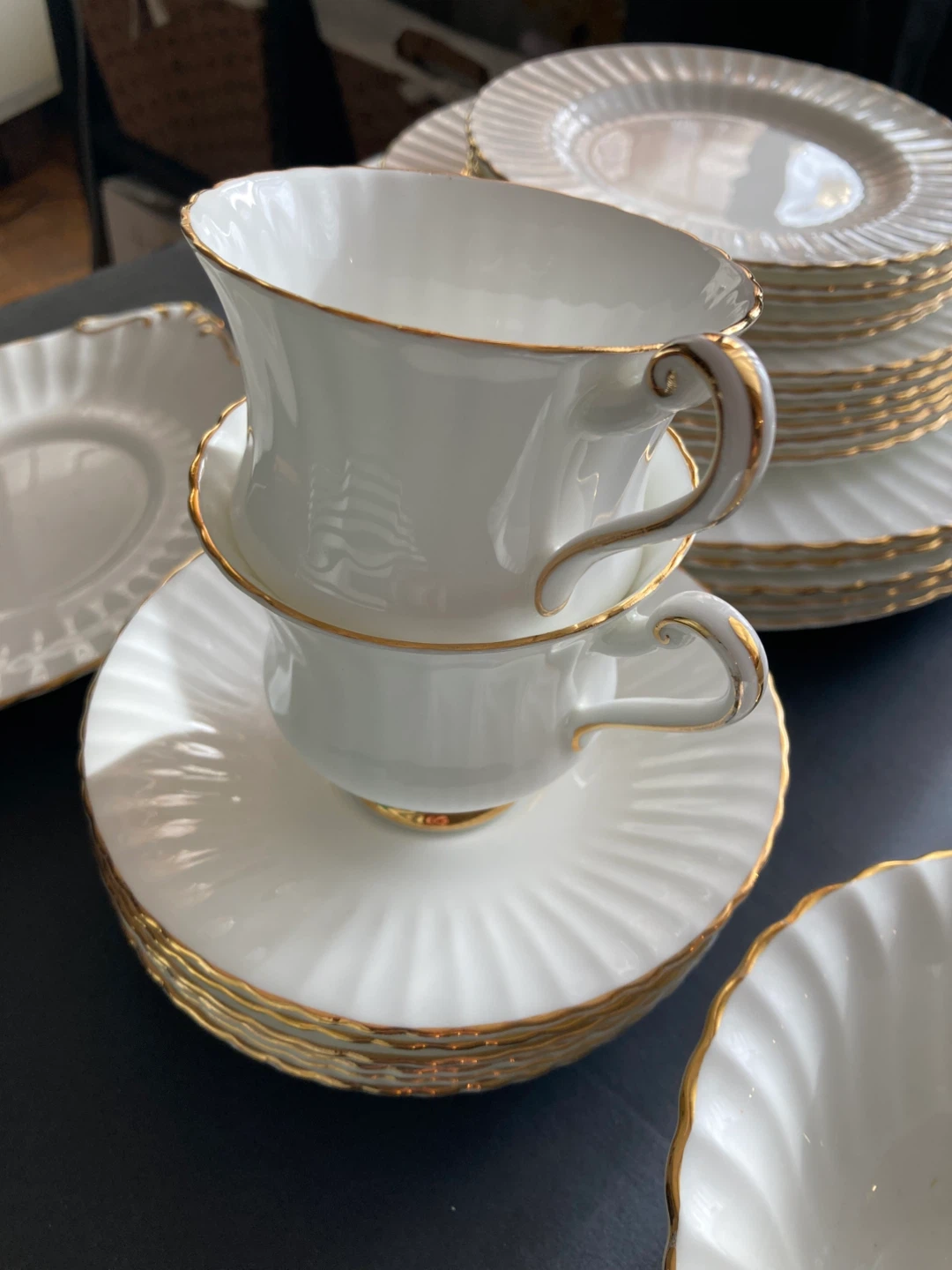 Paragon dishes  Set white and gold. - photo 4