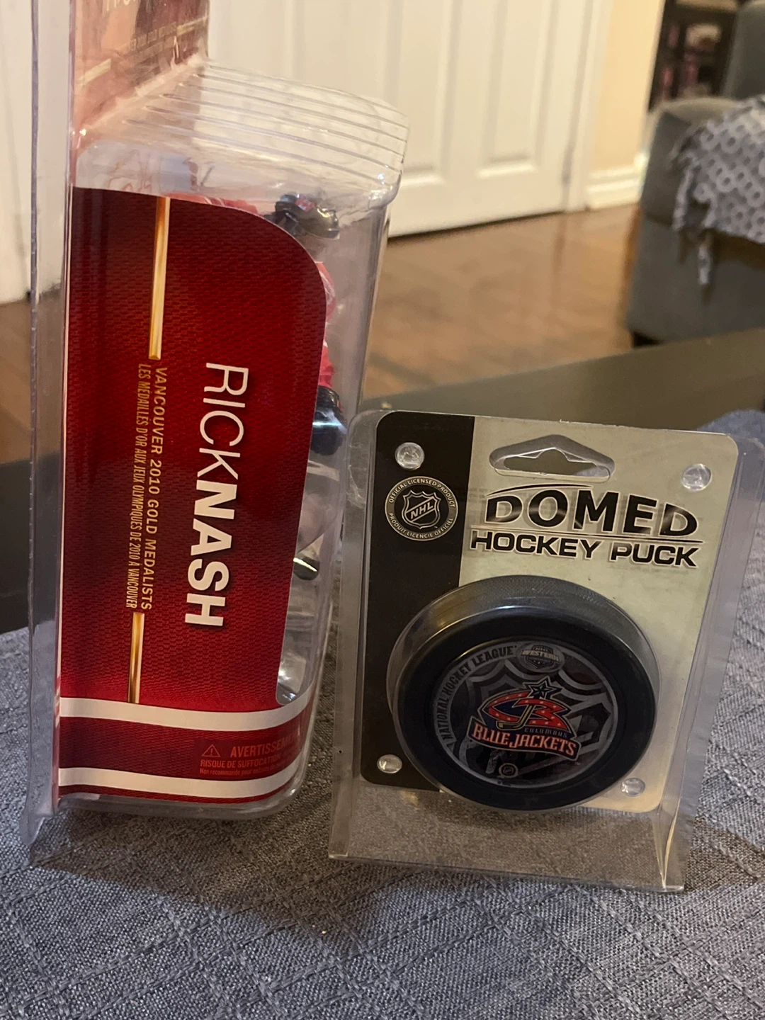 Rick Nash Team Canada Figurine (FREE Blue Jackets Puck ) - photo 5