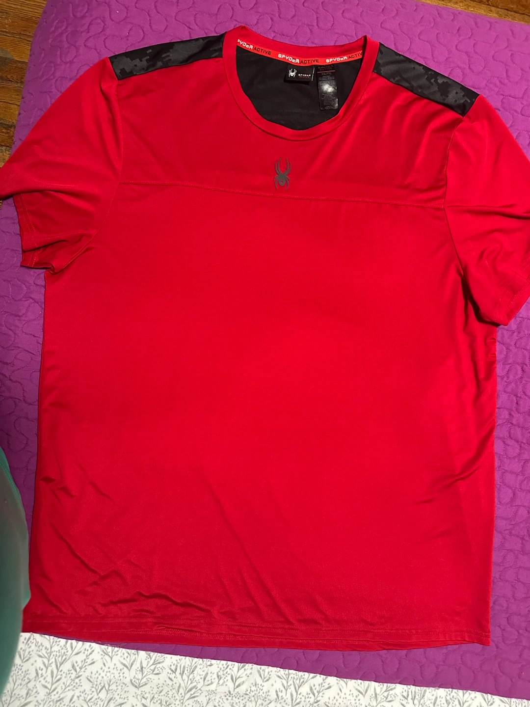 Spyder Active Red Short Sleeve Shirt