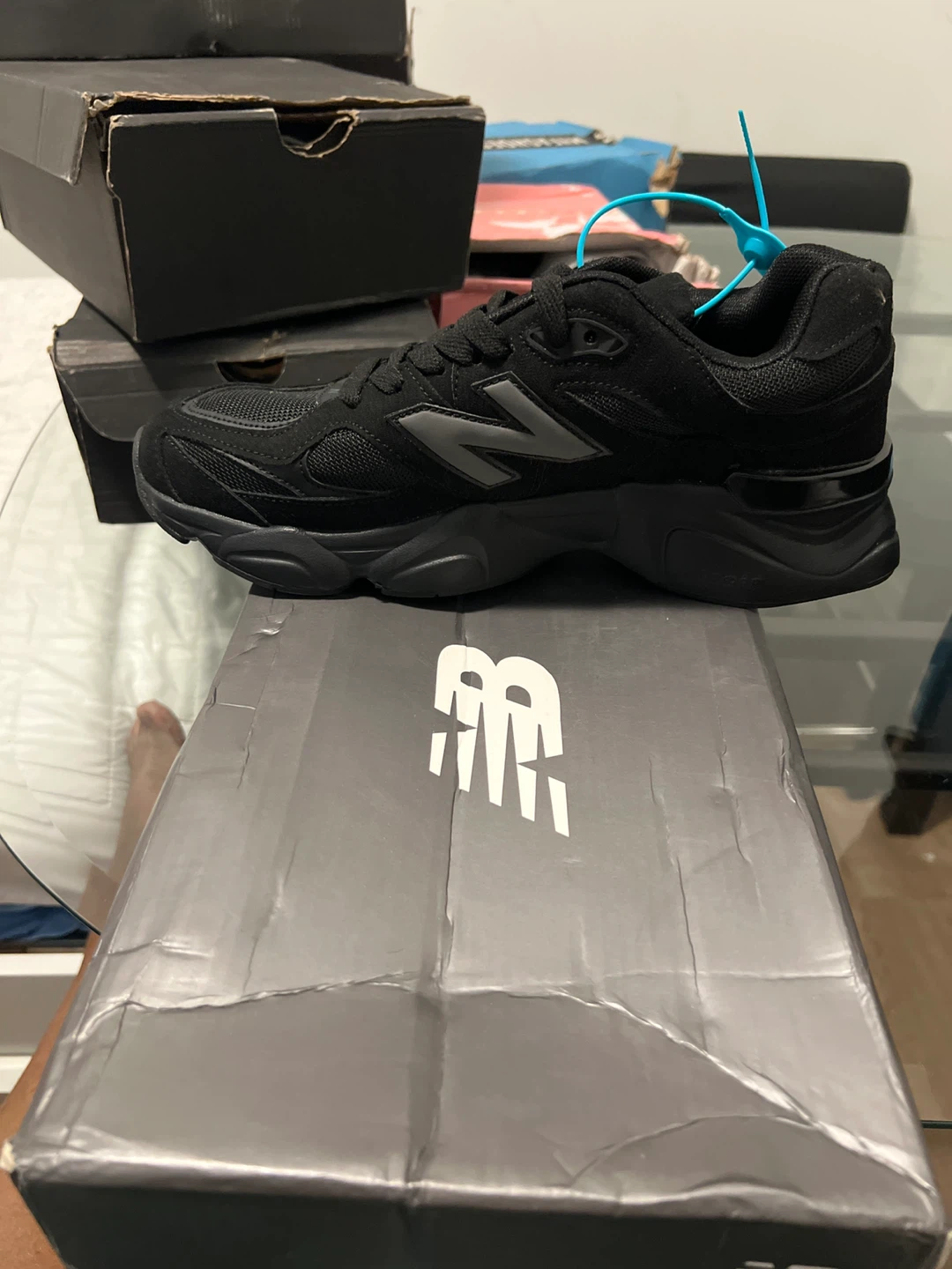 New Balance 9060 Black Sneakers