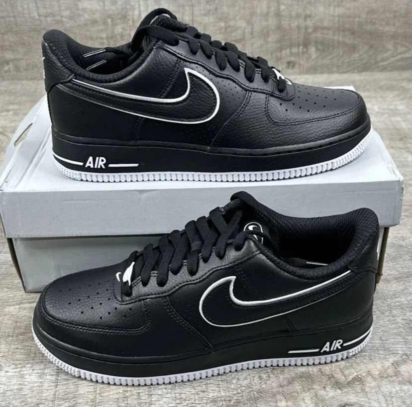 Nike Air Force 1 Black and White