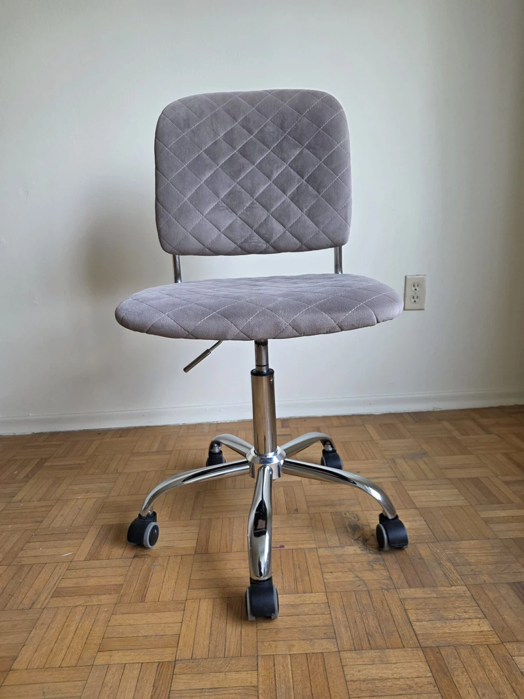 Grey Quilted Velvet Office Chair - photo 2