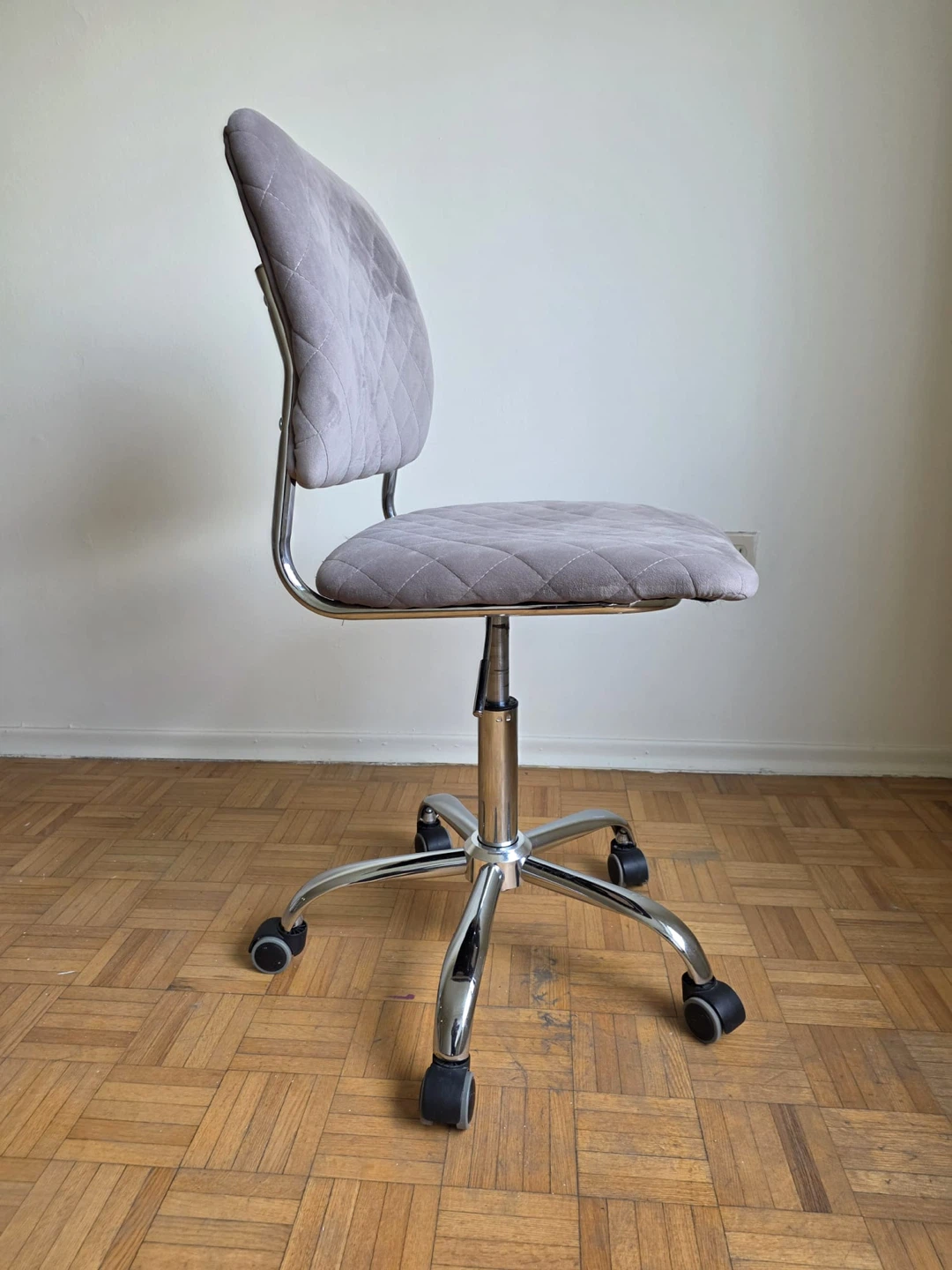 Grey Quilted Velvet Office Chair - photo 3