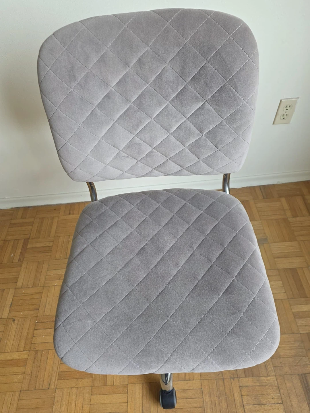 Grey Quilted Velvet Office Chair - photo 5