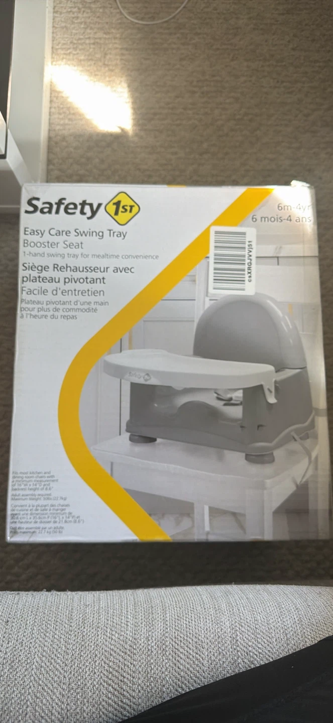 Safety 1st Easy Care Swing Tray Booster Seat