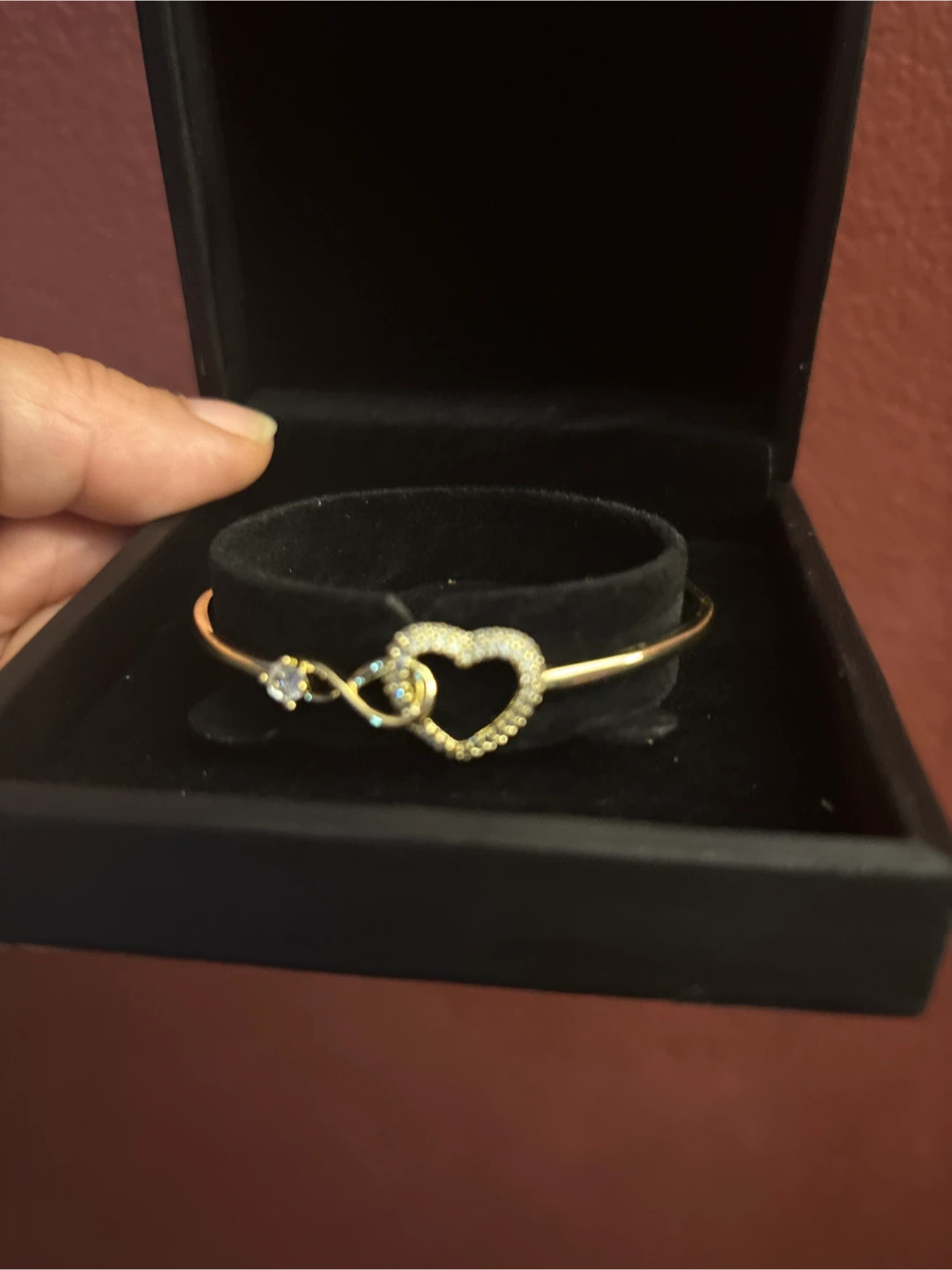 🏈 Gold-Tone Heart and Infinity Bracelet - photo 3