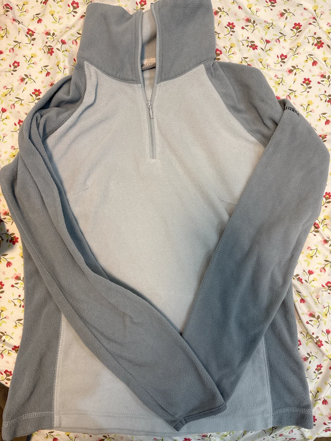 Columbia Grey Quarter-Zip Fleece