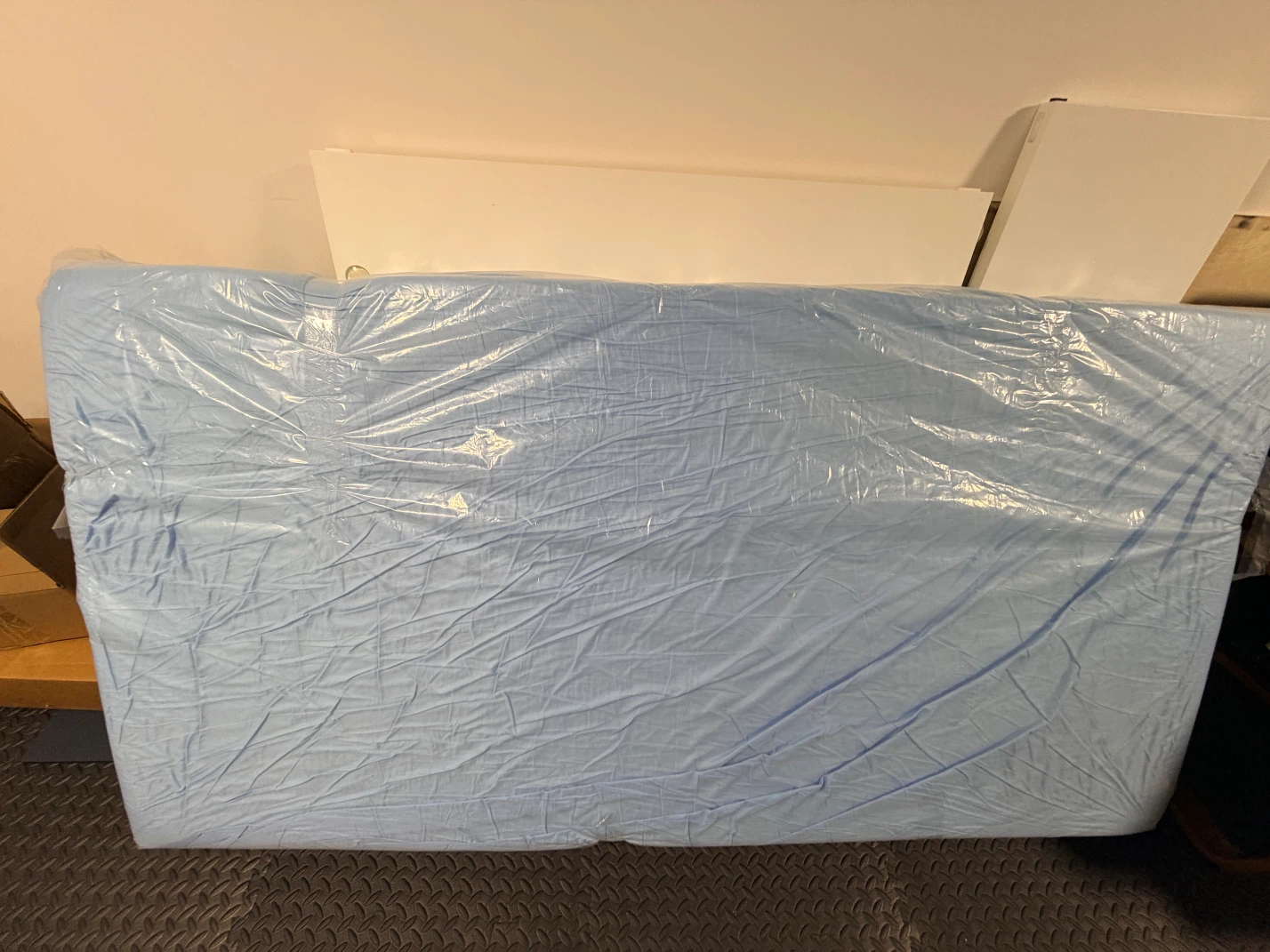 IKEA MALM Twin Bed Frame White - photo 2