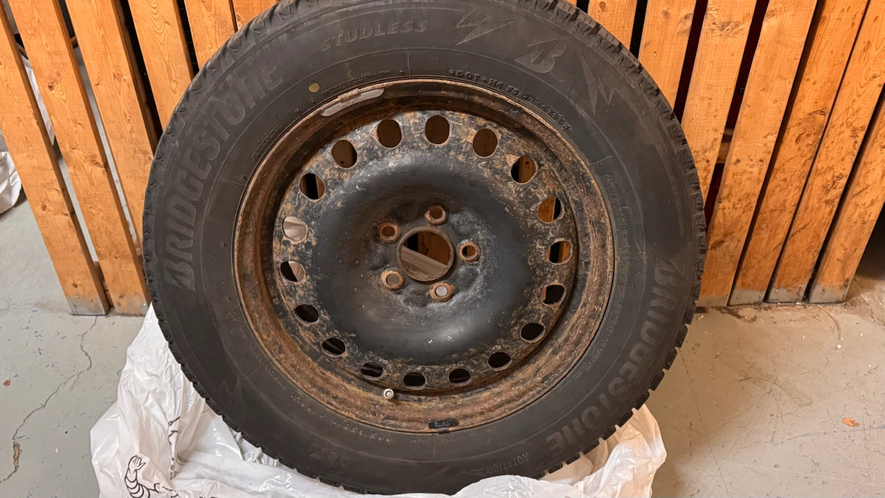 Bridgestone Blizzak Winter Tires 225/65R17 on Steel Rims - photo 5