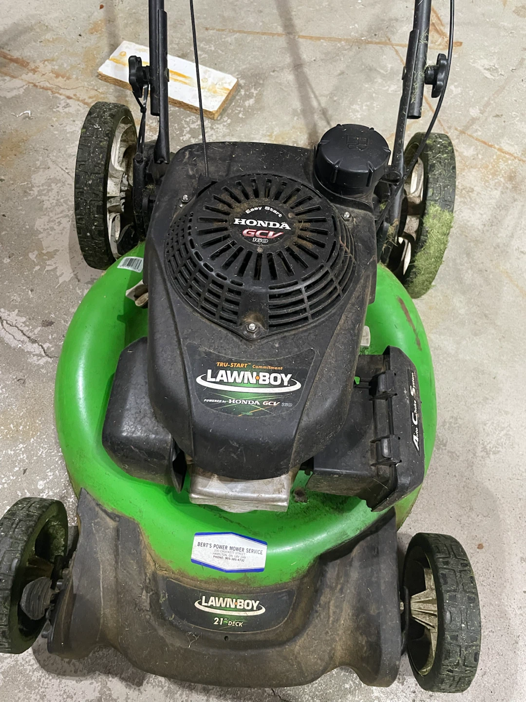 Lawn-Boy 21-inch lawn mower with Honda GCV 160 engine