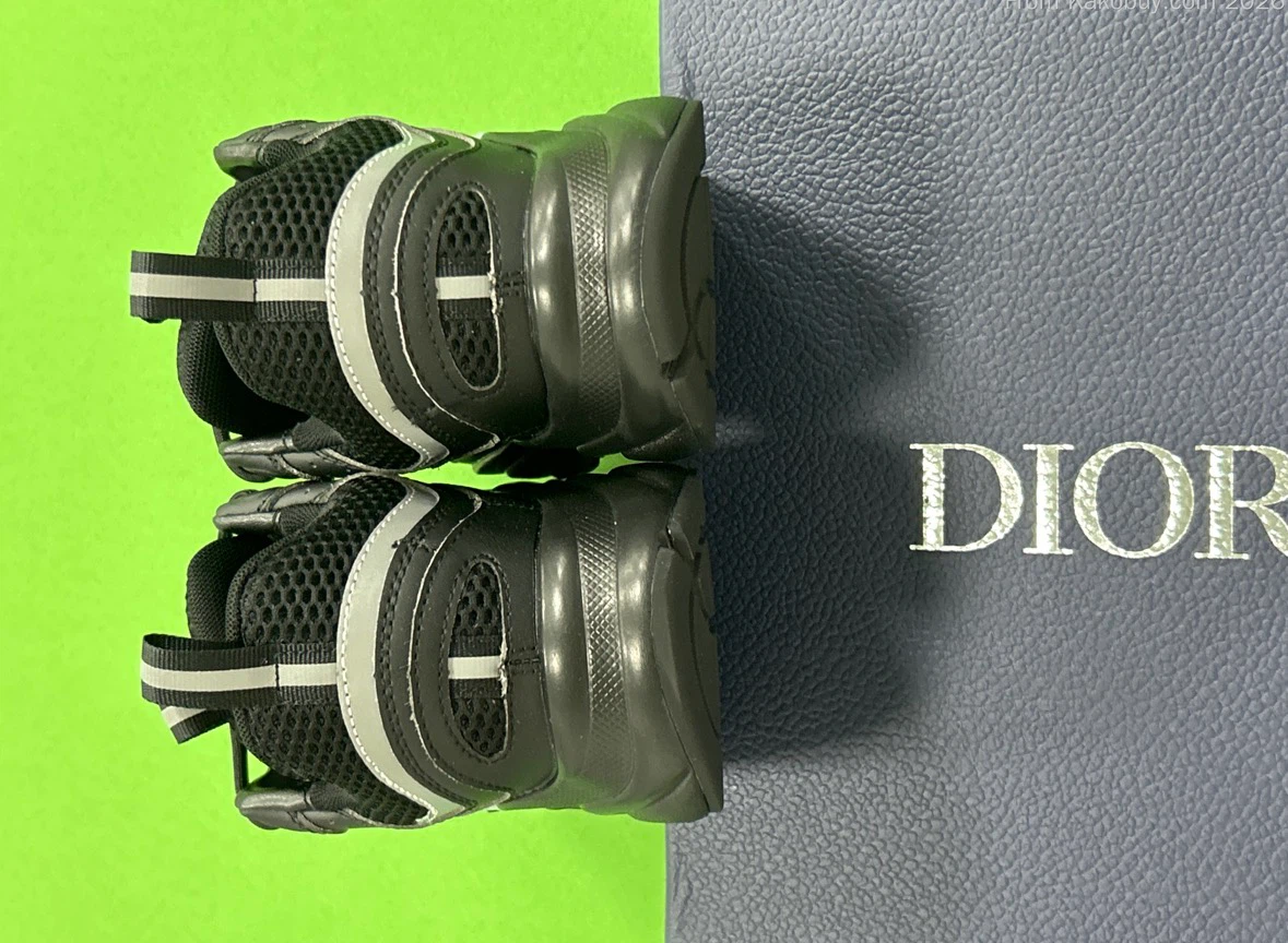Dior B22 Sneakers - photo 2