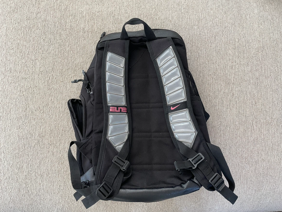 Nike Elite Backpack Black with Pink Accents - photo 2