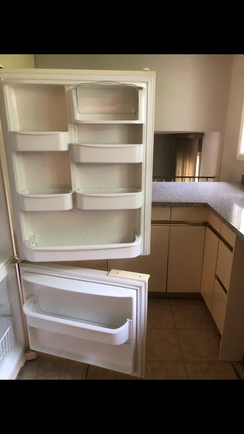 Kenmore Refrigerator Model 596.66944400