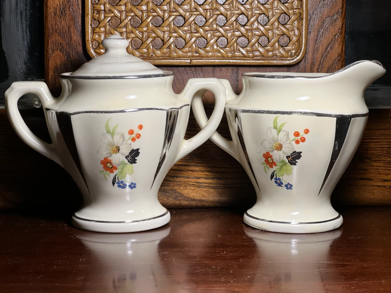 Vintage Art Deco Floral Ceramic Sugar Bowl & Creamer Set 🏈 - photo 2