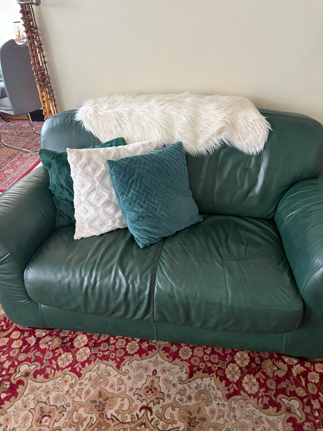 Dark Green Leather Loveseat - photo 2