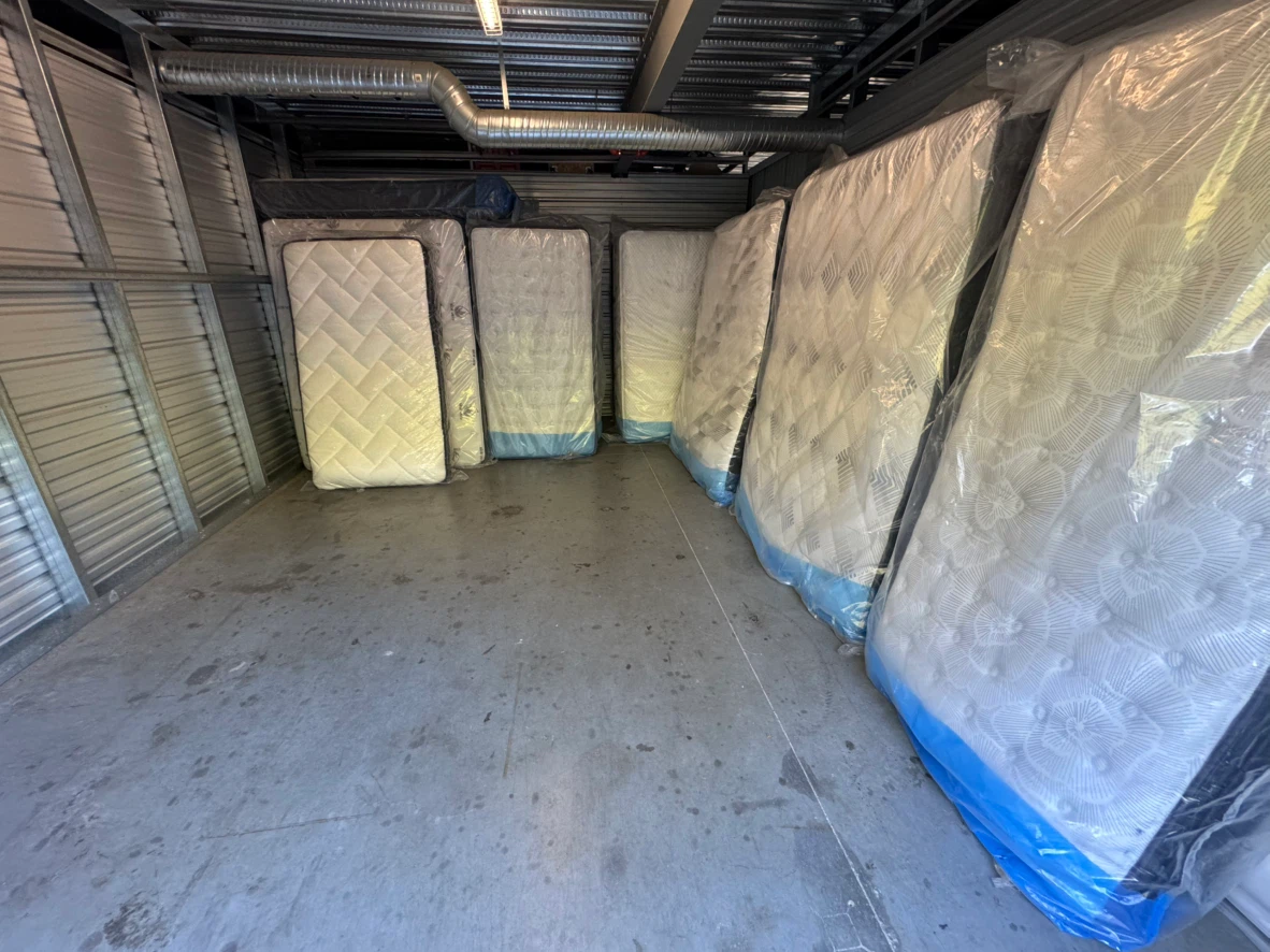 Queen size mattress liquidation sale (brand new, must go) - photo 2