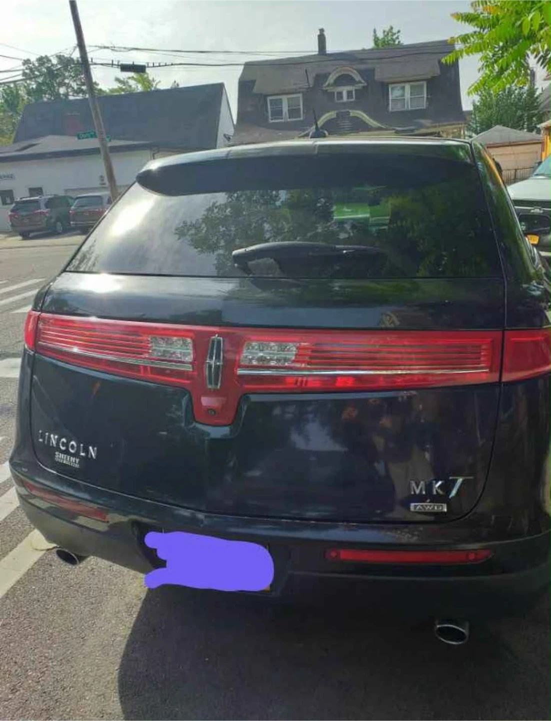 2013 Lincoln MKT AWD TOWN CAR - photo 2
