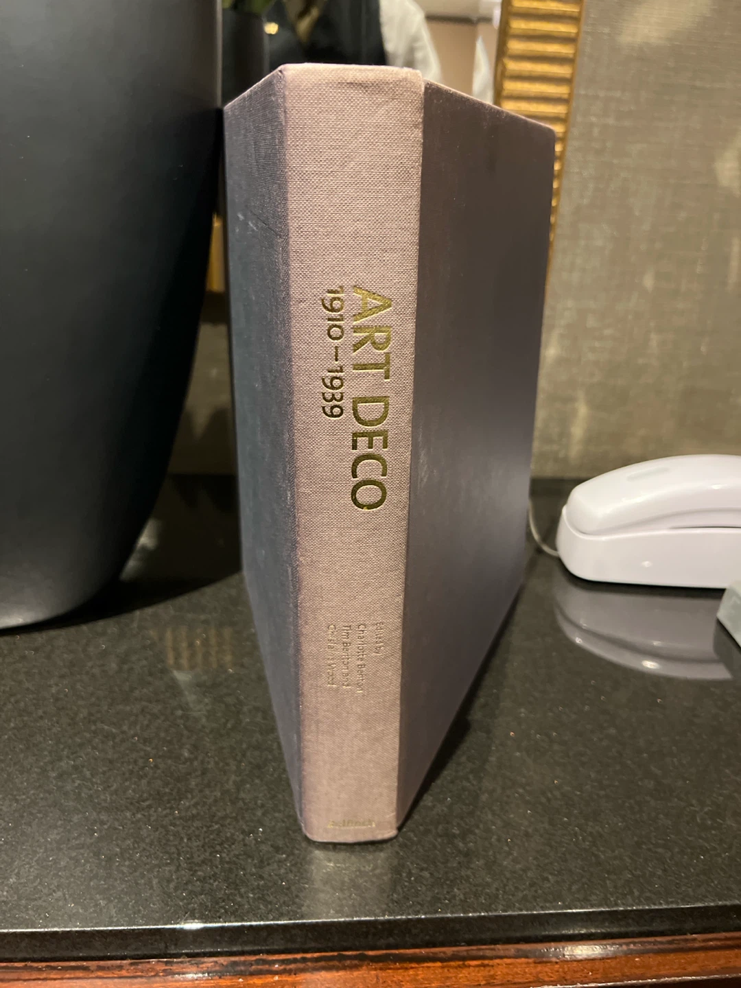 Art Deco 1910-1939 Hardcover Book