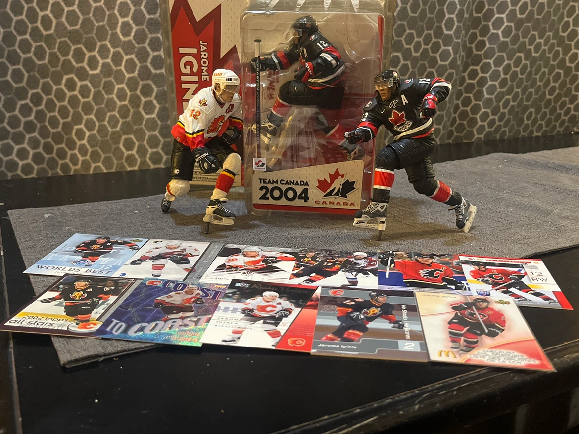Jarome Iginla Figure Lot (1 Sealed + 2 Loose) + FREE Cards! - photo 4