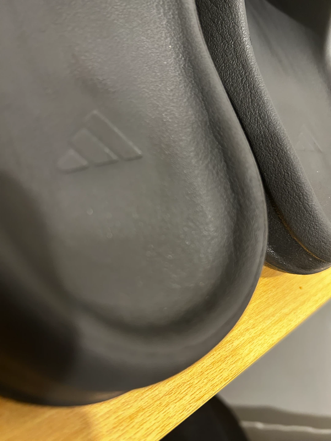 Adidas Yeezy Slides - Black - photo 3