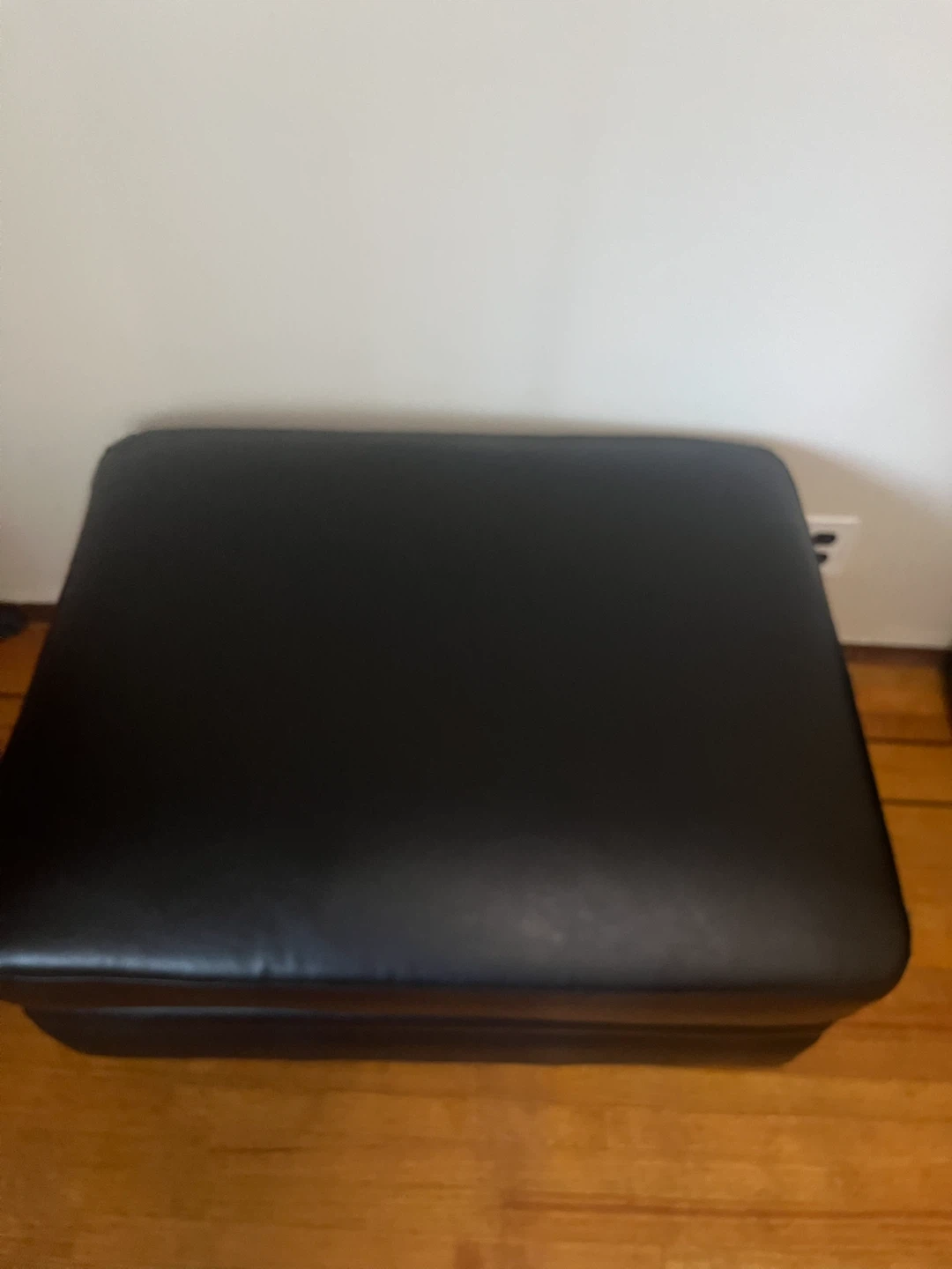 Black Ottoman - photo 2