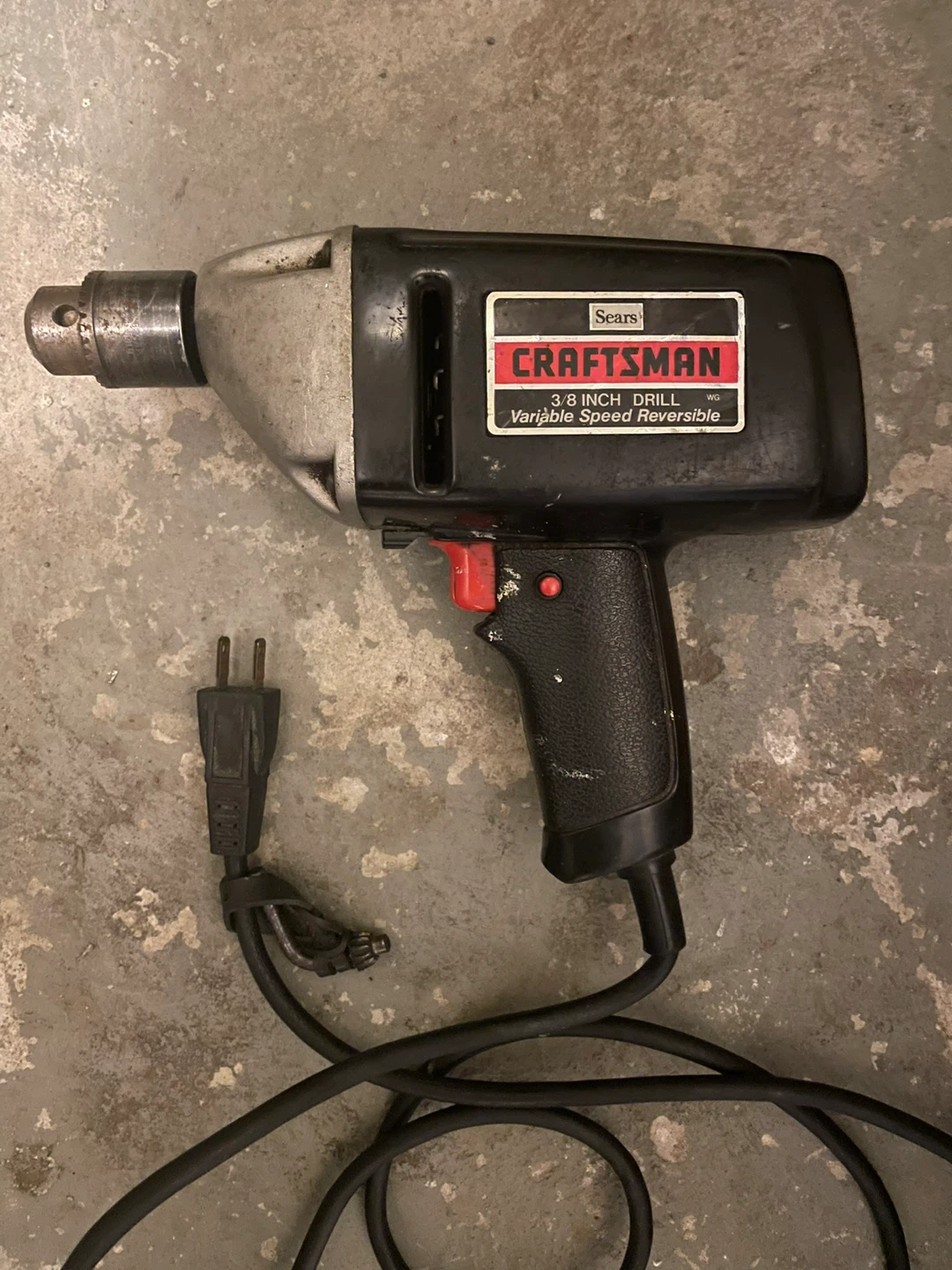 Craftsman 3/8 Inch Variable Speed Reversible Drill 🏈 - photo 3