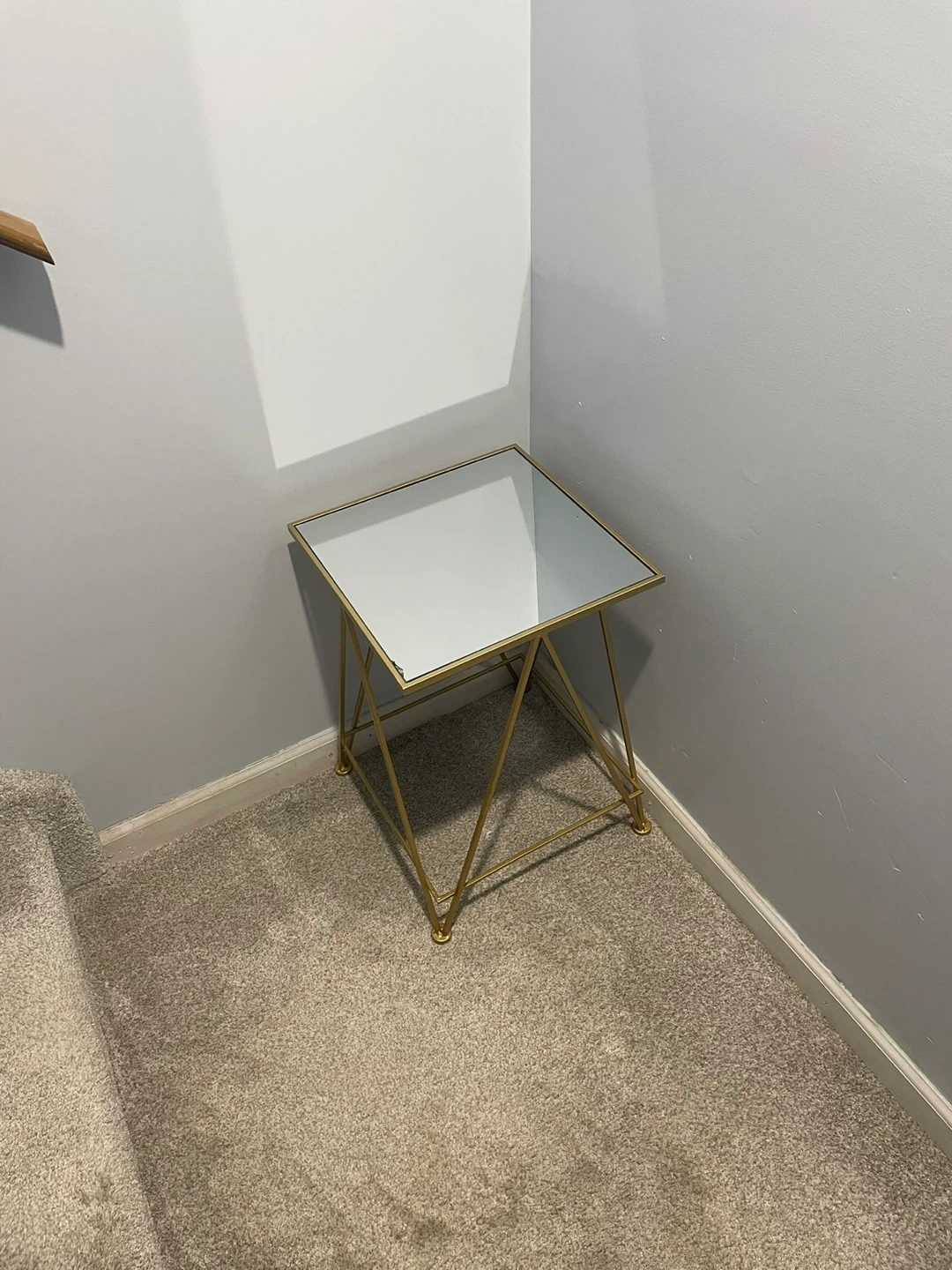 Gold and Mirrored Side Table 🏈