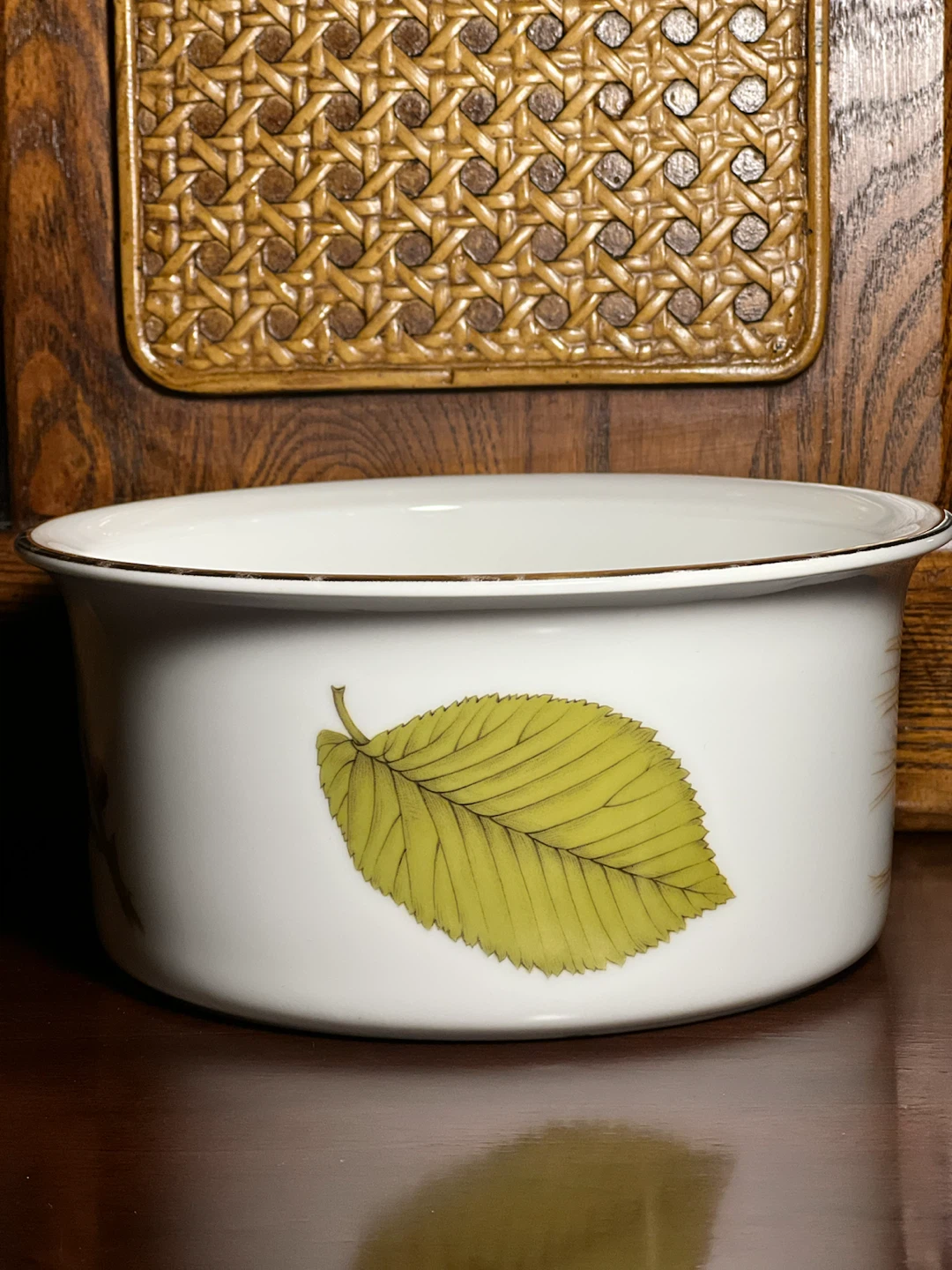 Royal Worcester "Wild Harvest" Flameproof Porcelain Bowl 🏈 - photo 3
