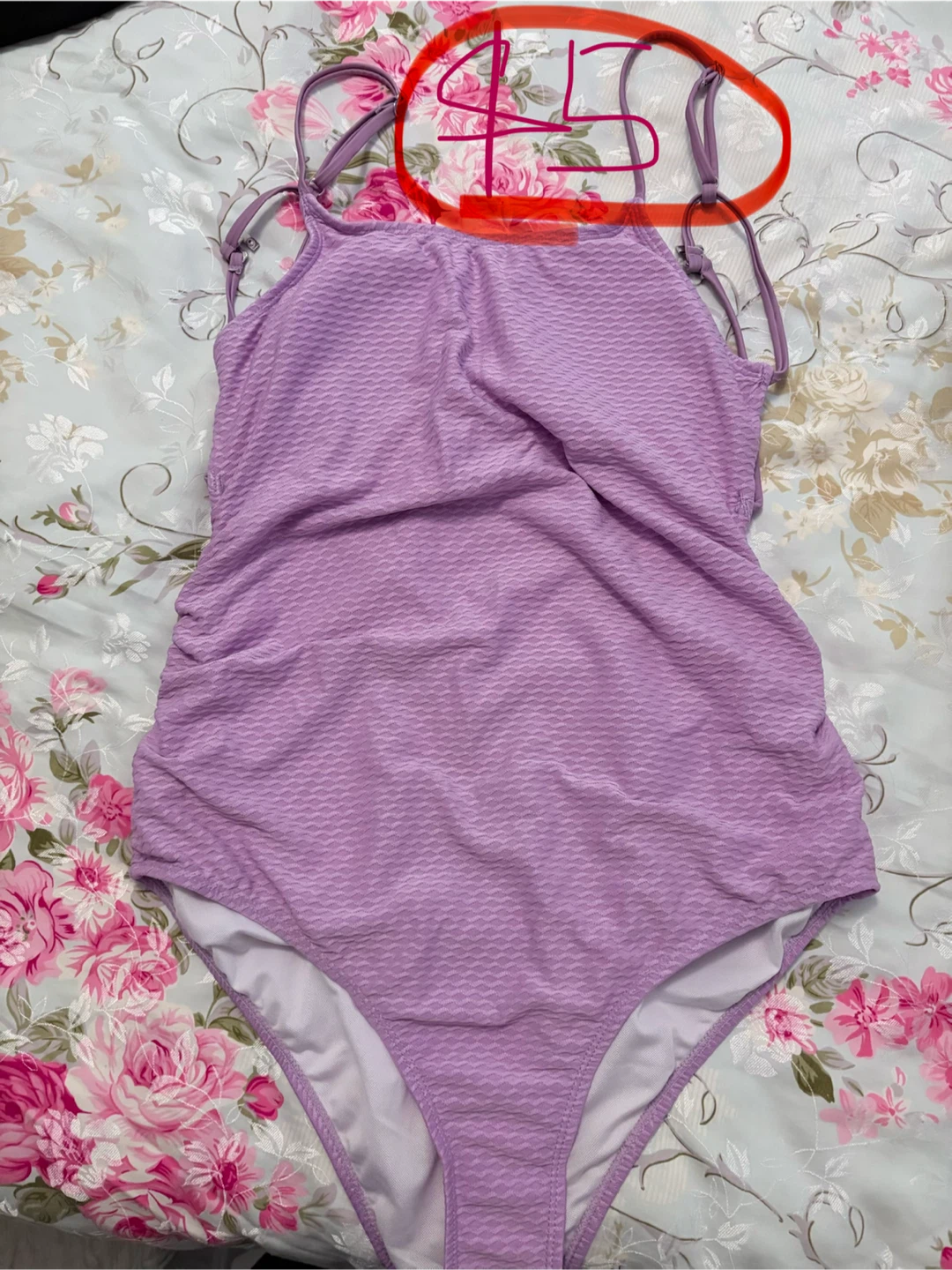 Various Maternity Clothing Items - photo 2
