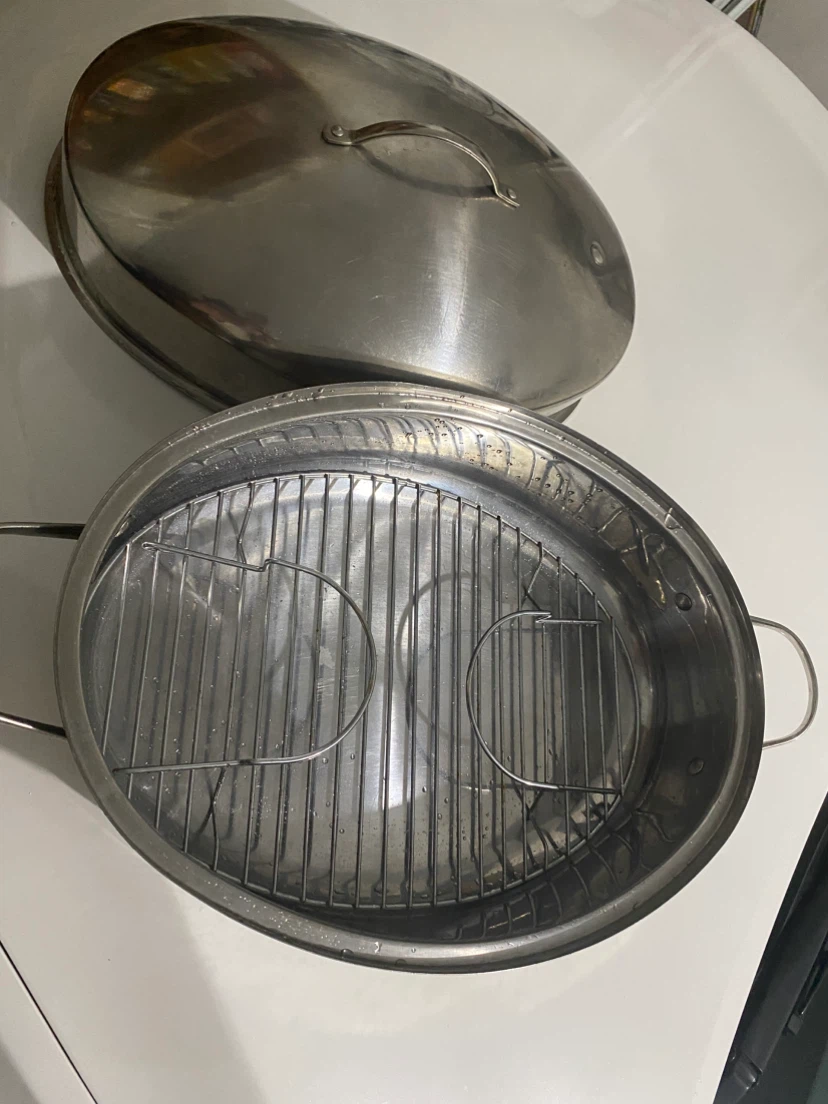 Stainless Steel Roasting Pan with Lid and Rack - photo 3