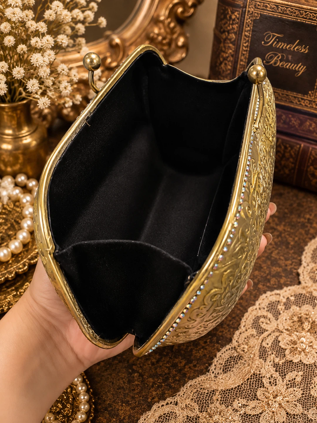 Antique vintage metal clutch - photo 5