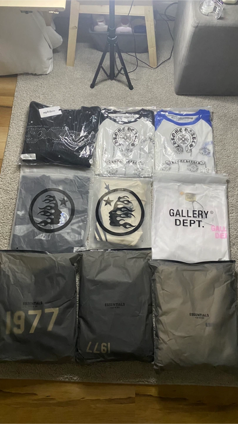 Multiple branded clothing❗️❗️