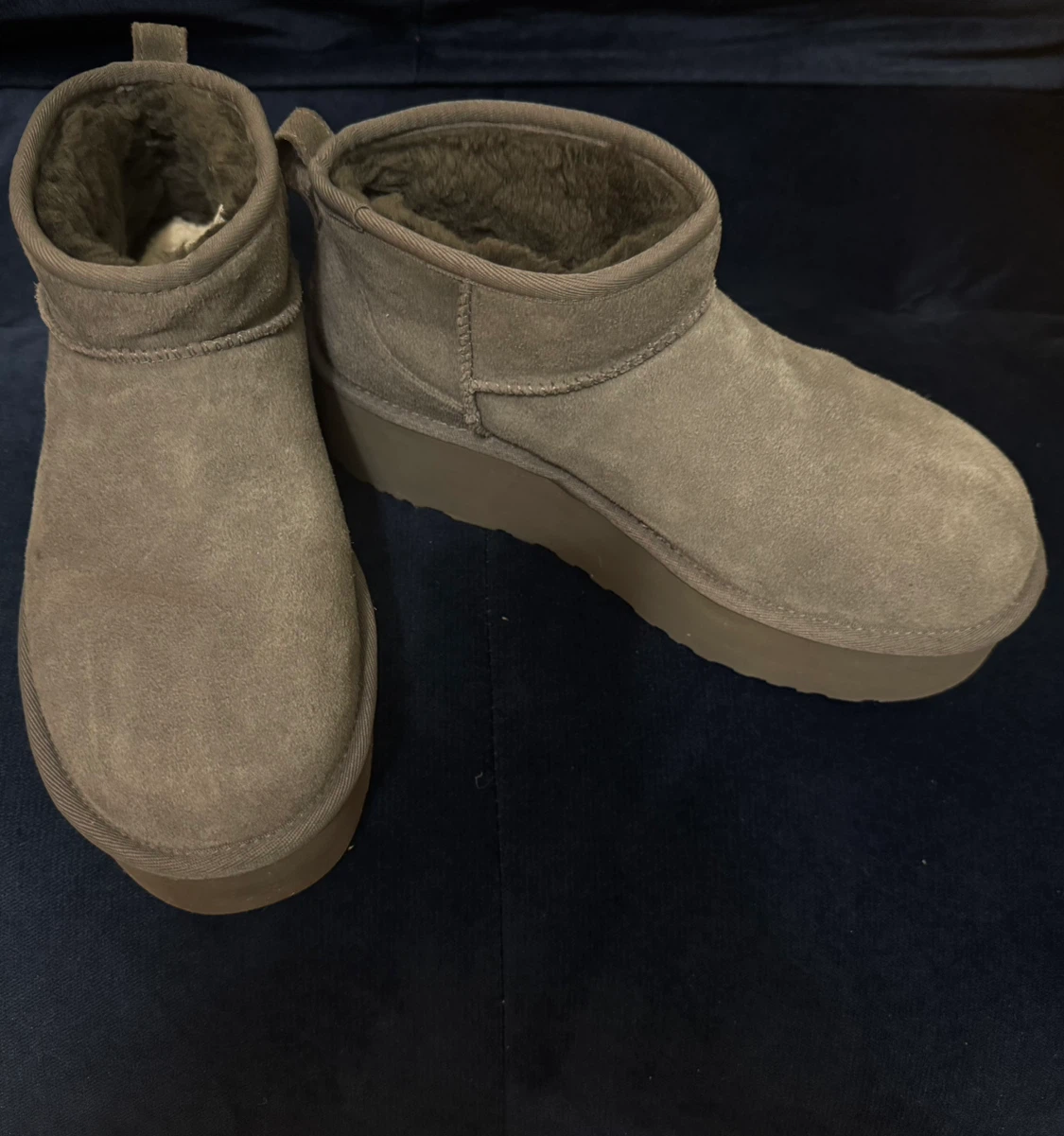 UGG Women's Classic Ultra Mini Platform Boot Casual Boots - photo 2