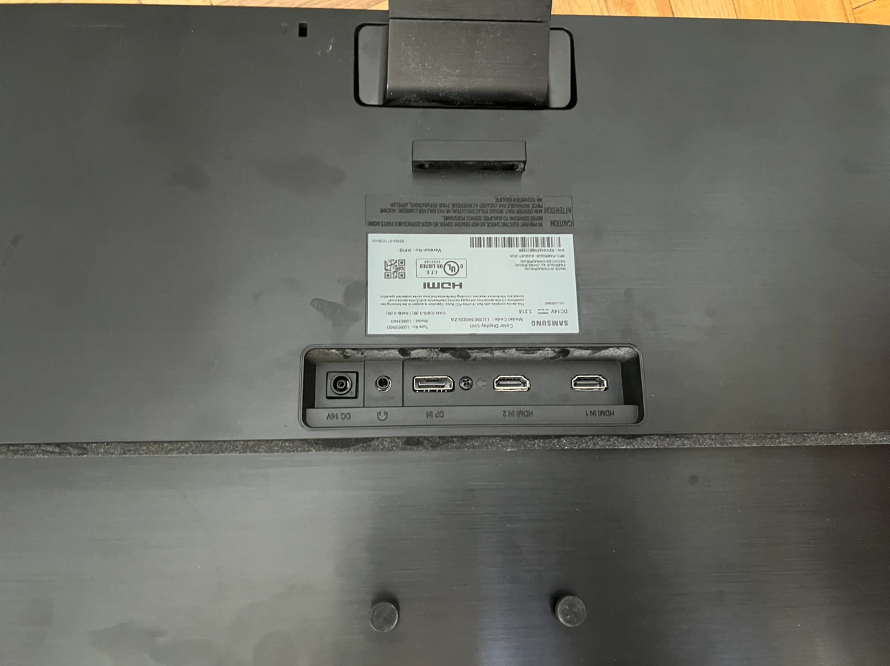 (OBO) Moving Sale - Samsung 4K UHD Monitor - 28 inch U28E590D - photo 3