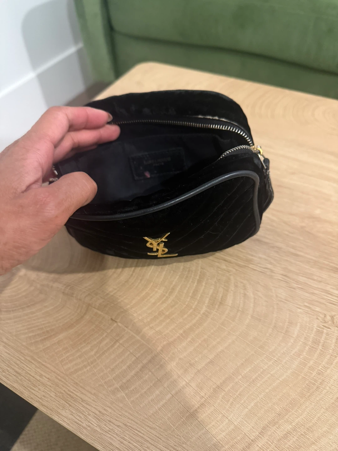 Saint Laurent Velvet Camera Bag - photo 2