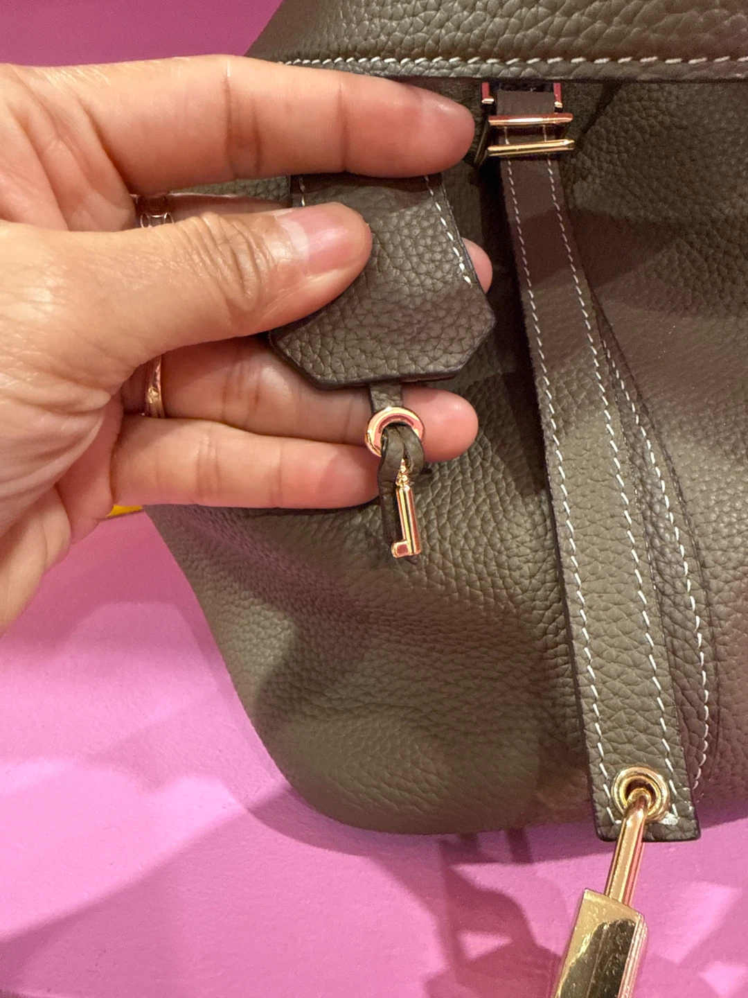 Taupe Leather Bucket Bag - photo 2