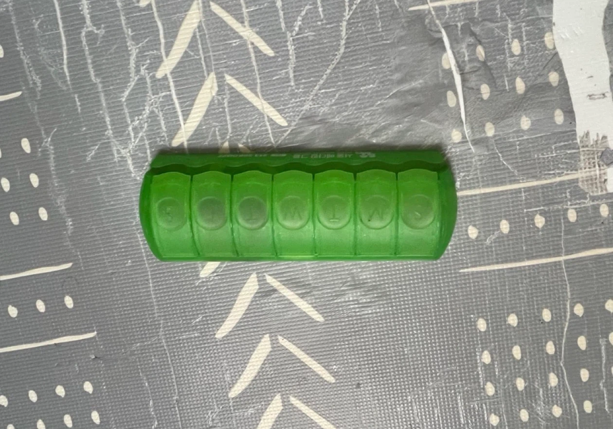 Green 7-Day Weekly Pill Organizer 🏈