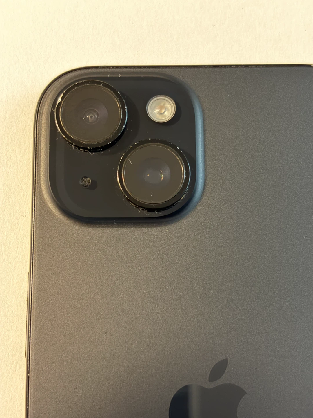 Apple iPhone 15 Black, good condition - photo 4