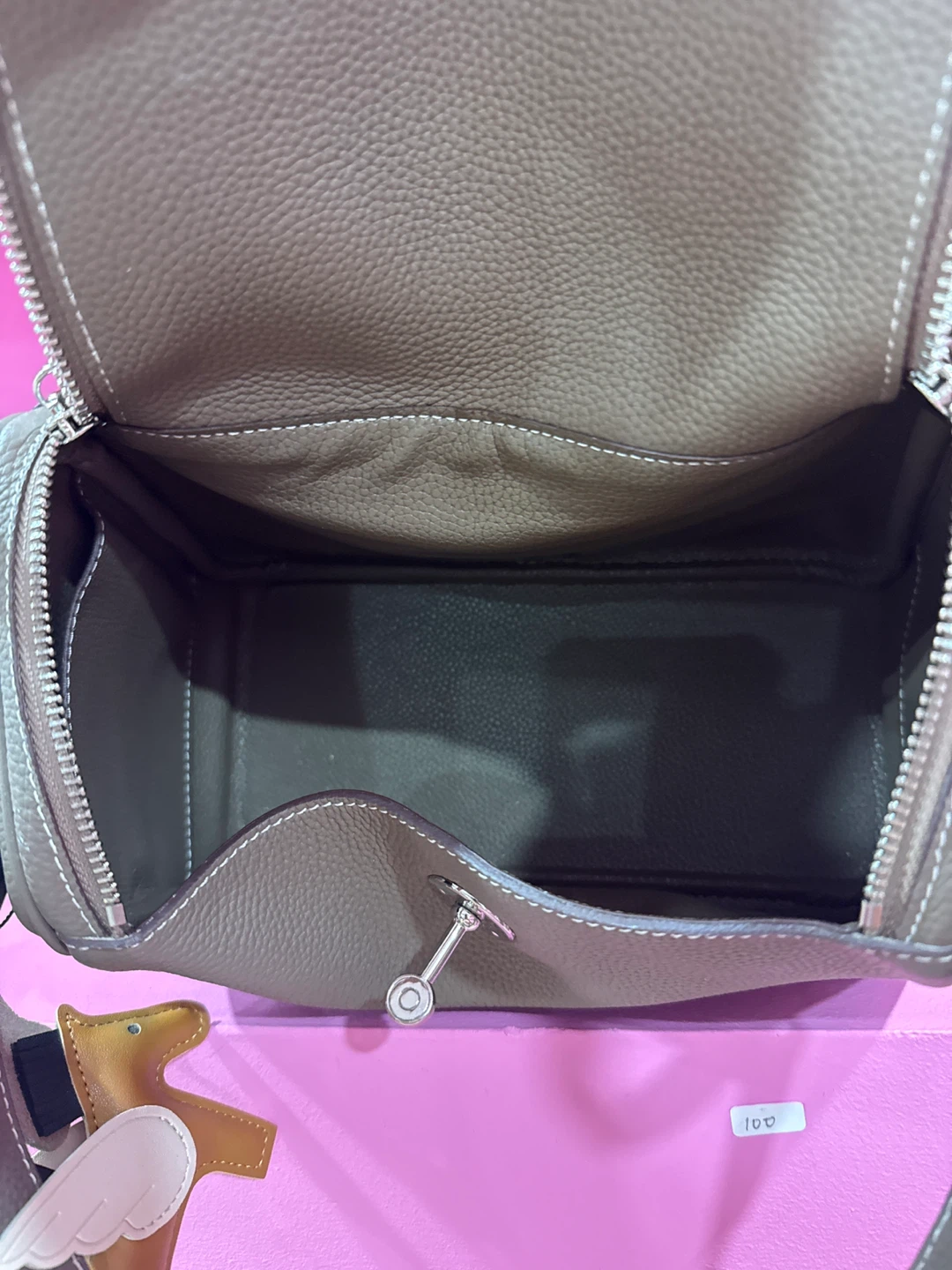 Taupe Leather Handbag - photo 4