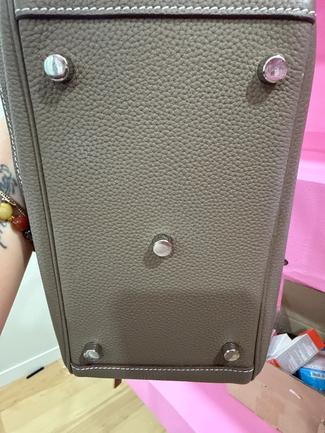 Taupe Leather Handbag - photo 5