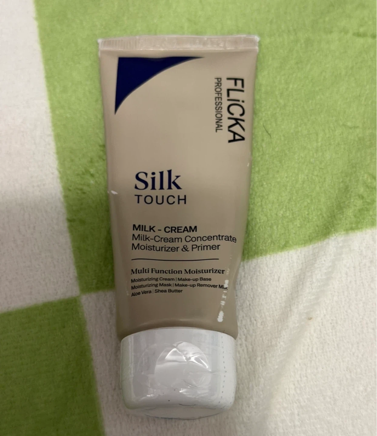 Flicka Professional Moisturizer🏈