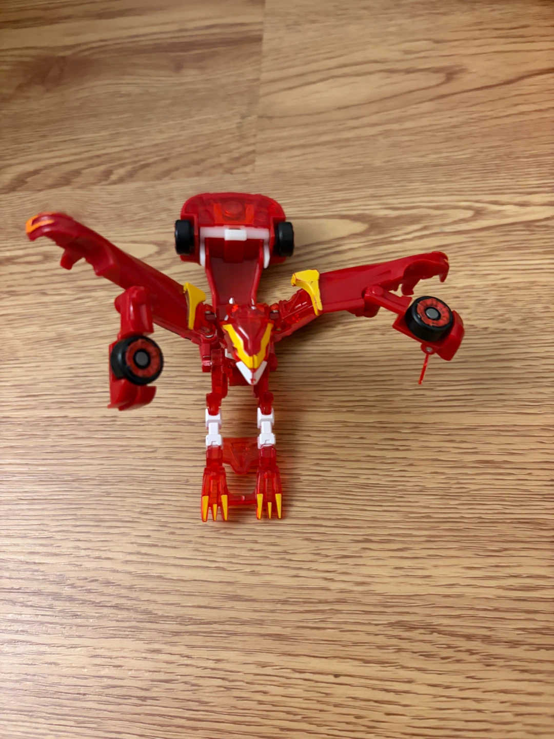 Turning Mecard Wingeon Red Transformer 🏈