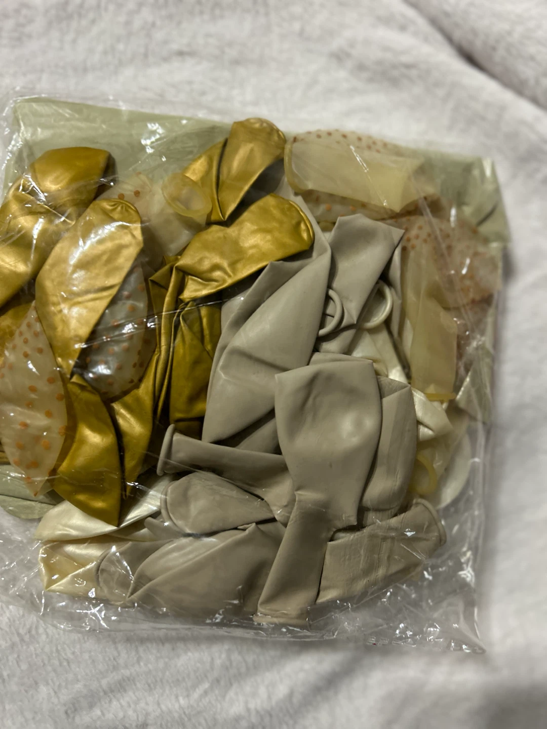 New-Gold and Beige Birthday Balloon Decoration Set - photo 2