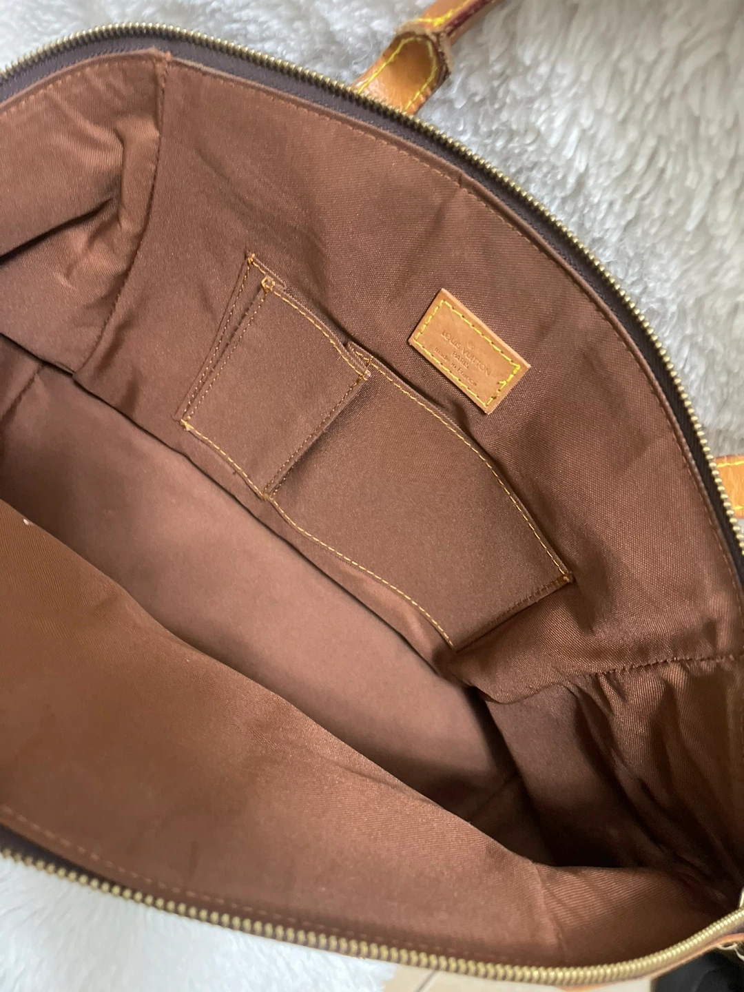 Louis Vuitton Monogram Canvas Handbag - photo 2